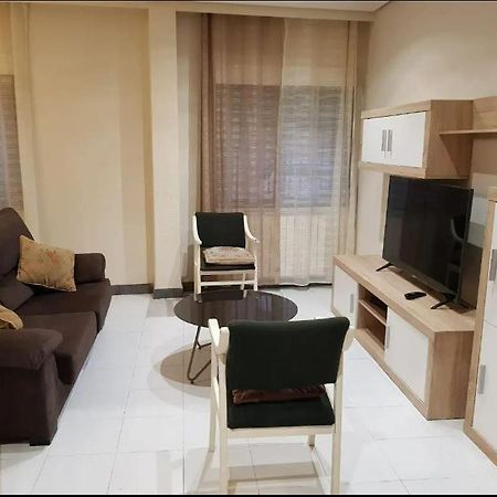 Private Room With Shared Bathroom Salamanca Exterior photo